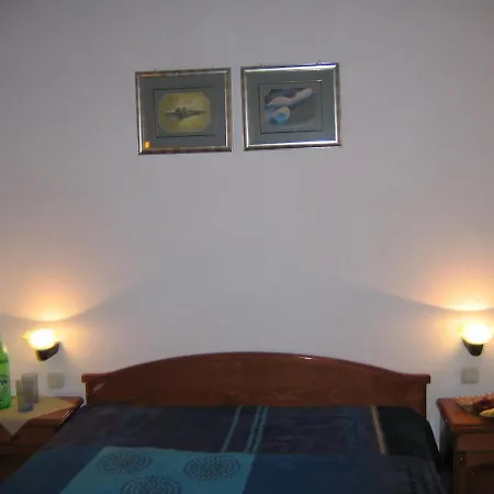 Oasis No 1 In Apartment